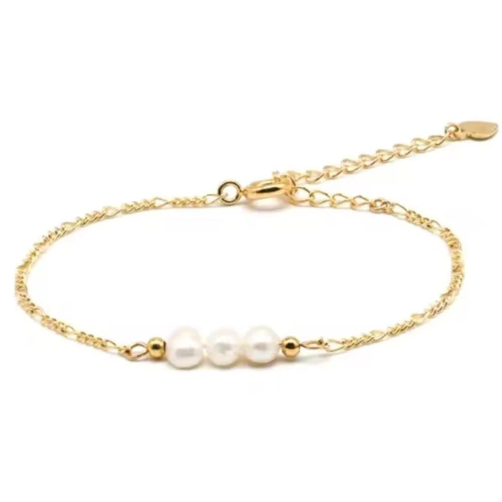 Nordstrom Gold and White Pearl Bracelet - Picture 2 of 2